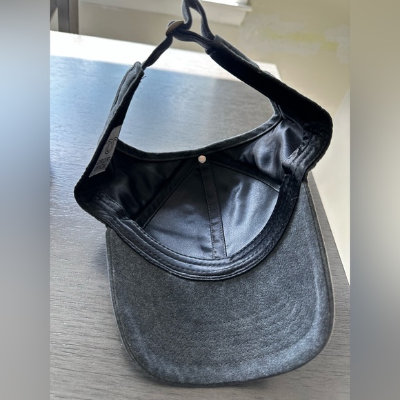 Curly Fit Official - Picture 9 of 9